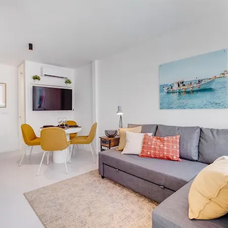 1br Charming In The Heart Of Santos | By Airnest * Лісабон